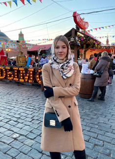 Пальто бежевое