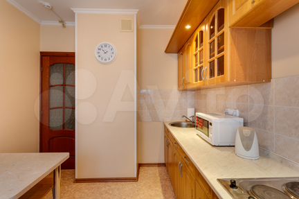 2-к квартира, 52 м², 9/17 эт.