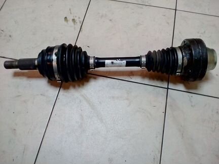 Привод передний VW Touareg 7P0407271C