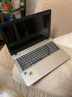 Asus vivobook 15, как новый, 4-x ядерный intel 371