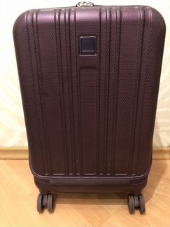 Чемодан на колесах