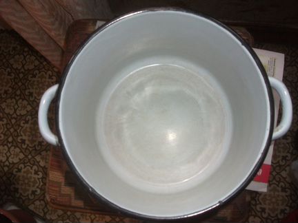 Вешалка.ведро.кастрюля СССР