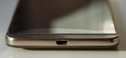 HTC One E9 Plus (золотой)