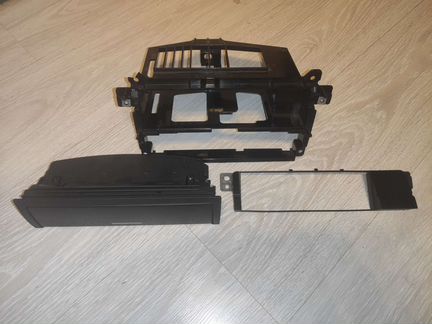 Кронштейн магнитолы, рамка BMW E46