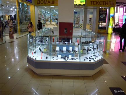Торговый остров для аксессуаров