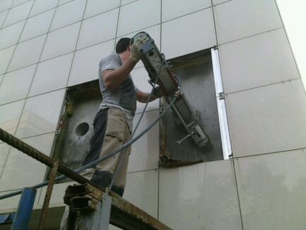 Алмазное бурение, (сверление)