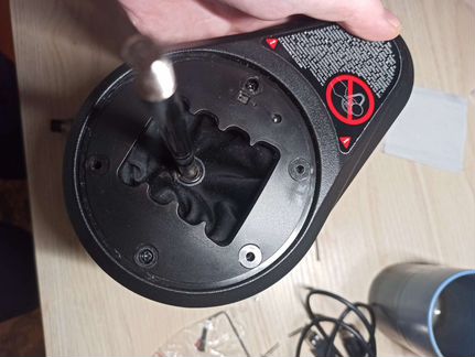 Thrustmaster TH8A shifter