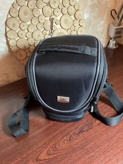 Зеркальный фотоаппарат