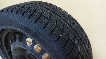 205/60/16 Dunlop studless