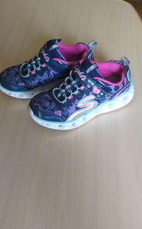 Кроссовки Skechers со светящейся подошвой