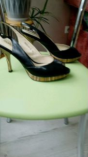 Босоножки Эконика