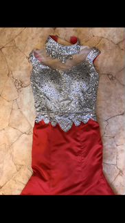 Платье вечернее