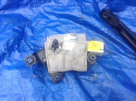 Моторчик заднего дворника для Форд Эксплорэр 5