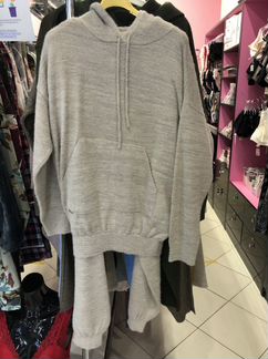 Вязаный костюм женский