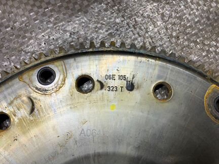 Маховик на Audi A8 D4/4H 2013г