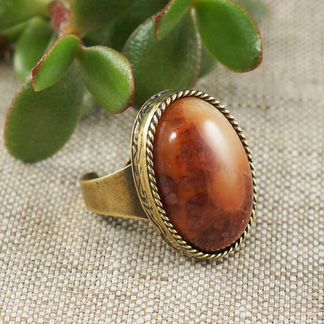 Кольцо Агат карамельно-вишневый (18х25мм)
