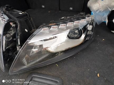 Audi Q7 ксенон фара правая и левая