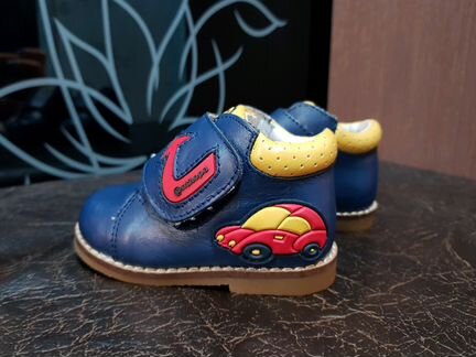 Ботиночки на мальчика 18 размер